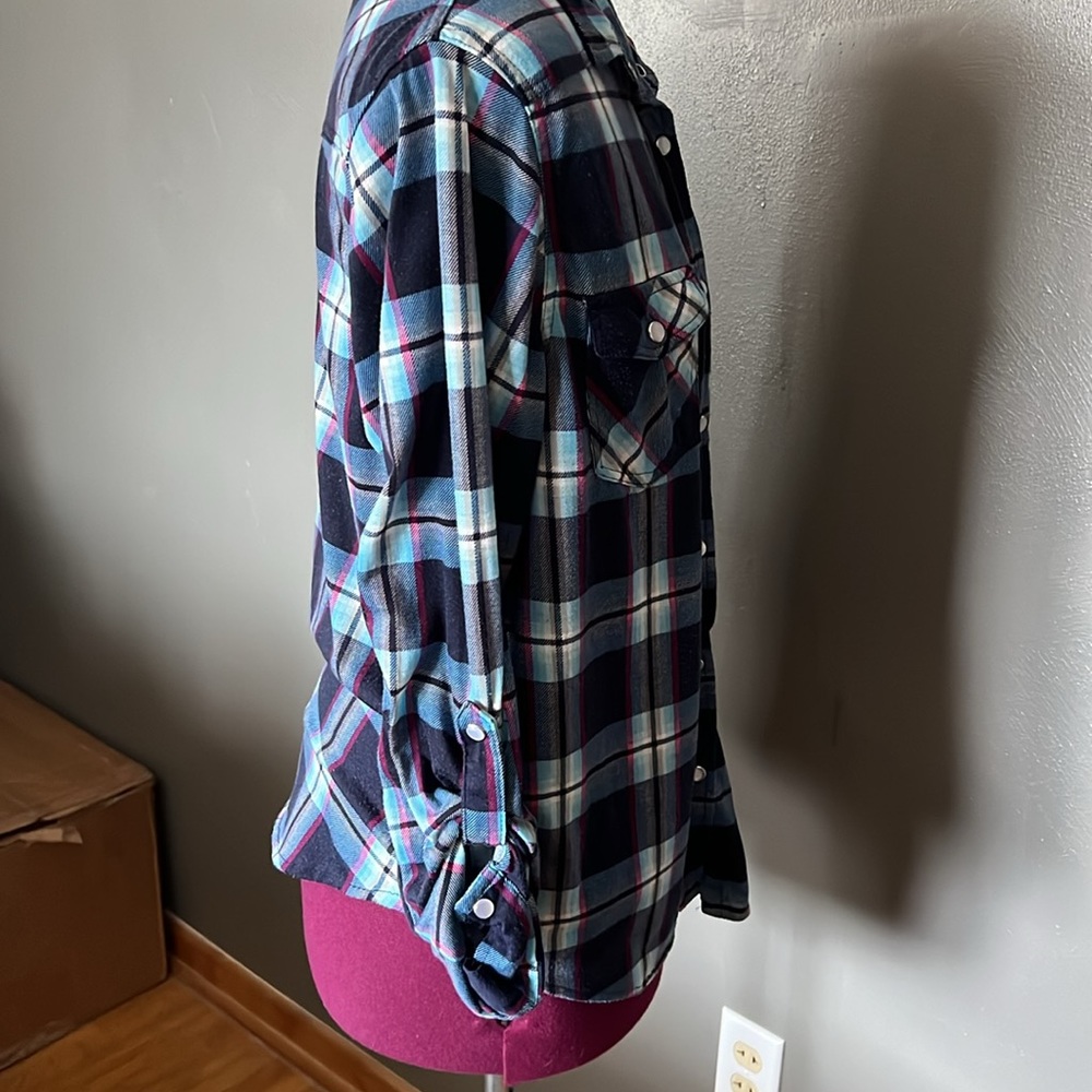 Button Down Snap. County Looking Blouse Size Xl - image 2